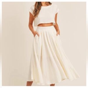 BRAND NEW 2 piece set!!! sz small